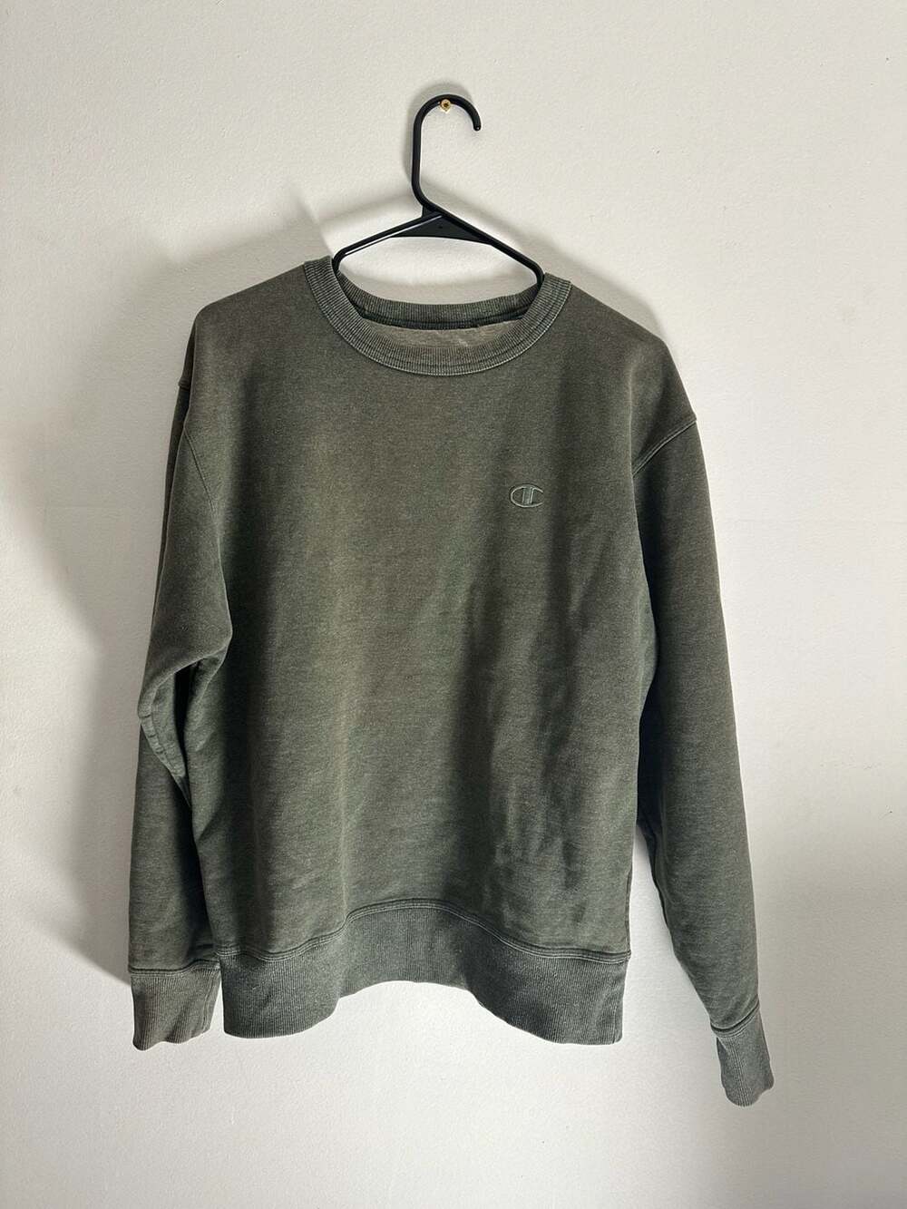 Champion Authentic Athleticwear Olive Green Crewneck Sweatshirt Size M